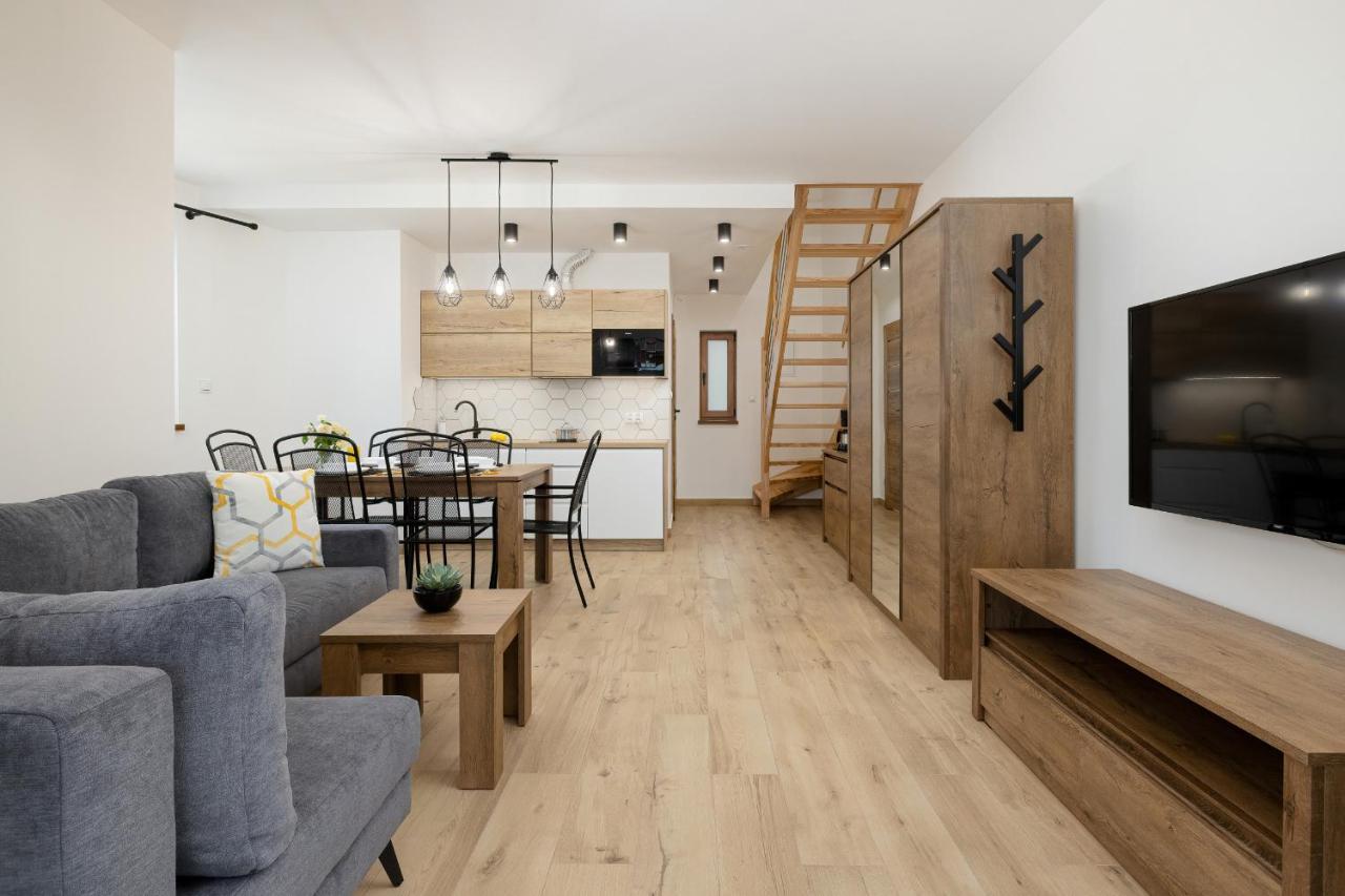Apartamenty Zielona 11 By Noclegi Renters ミエンジボジェ エクステリア 写真
