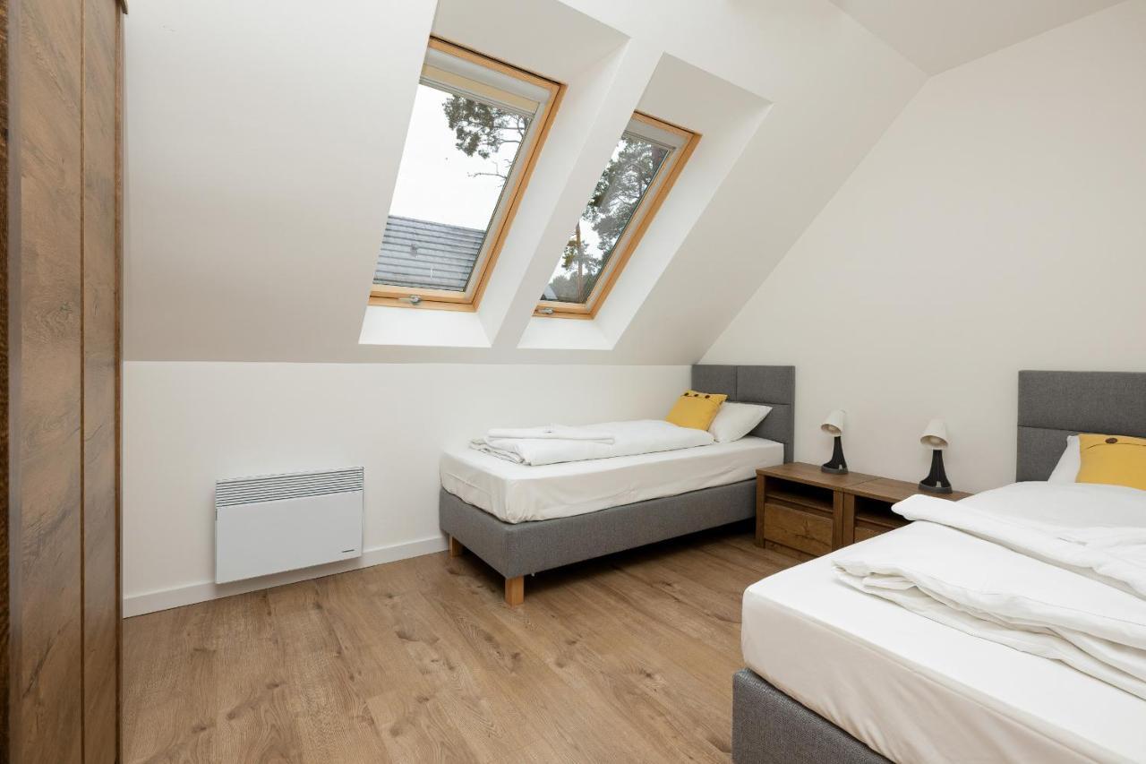 Apartamenty Zielona 11 By Noclegi Renters ミエンジボジェ エクステリア 写真