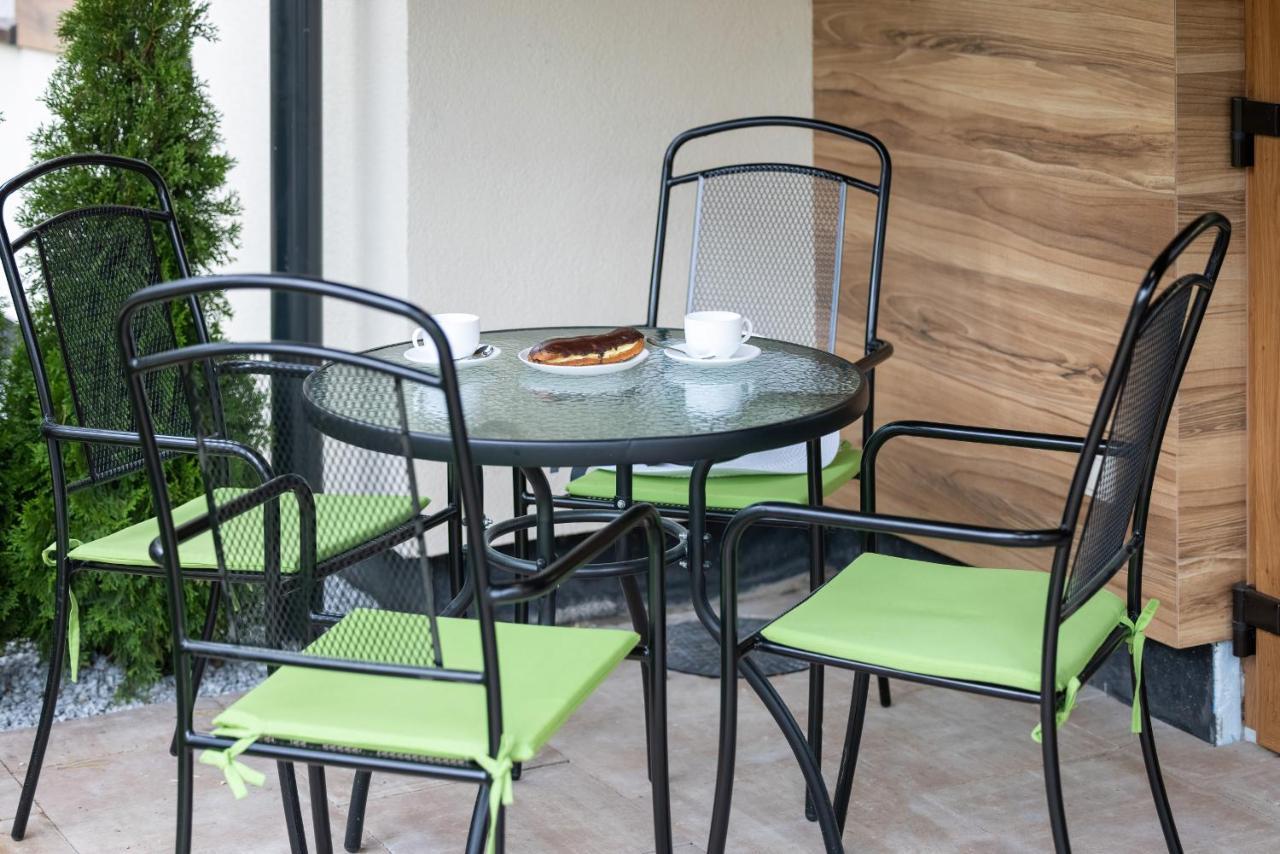 Apartamenty Zielona 11 By Noclegi Renters ミエンジボジェ エクステリア 写真